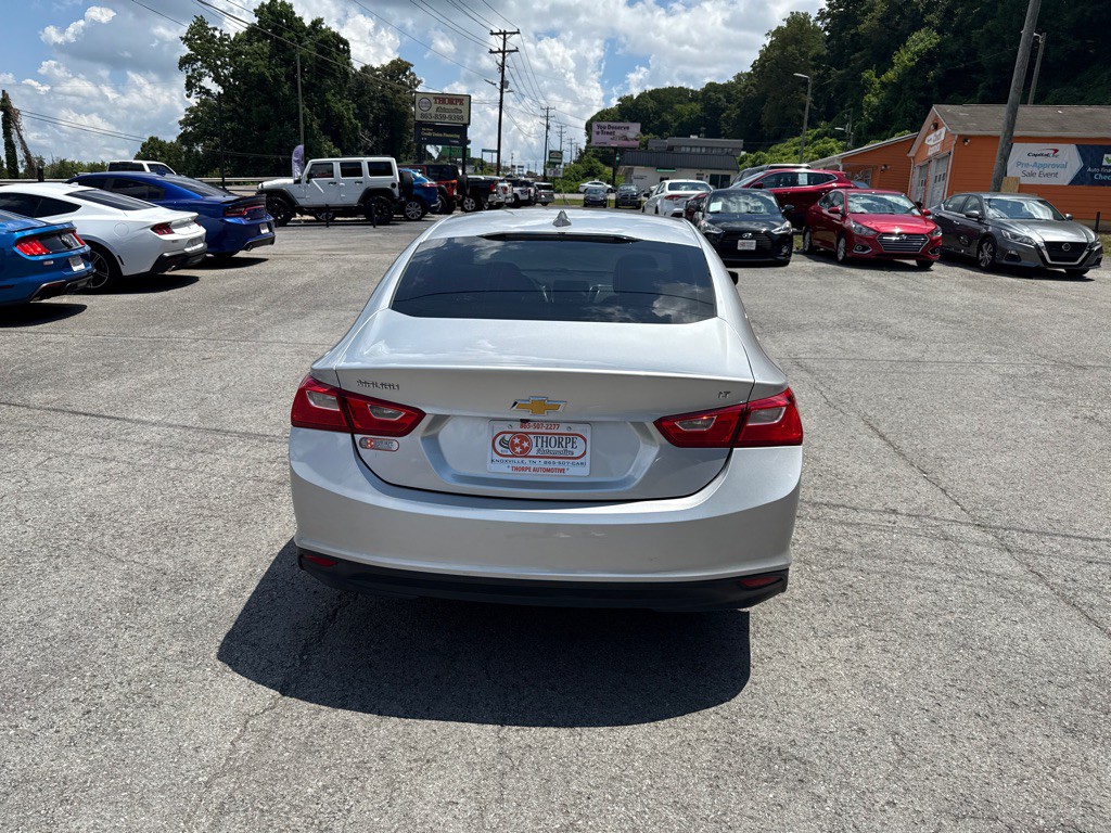 2017 Chevrolet Malibu Image 6