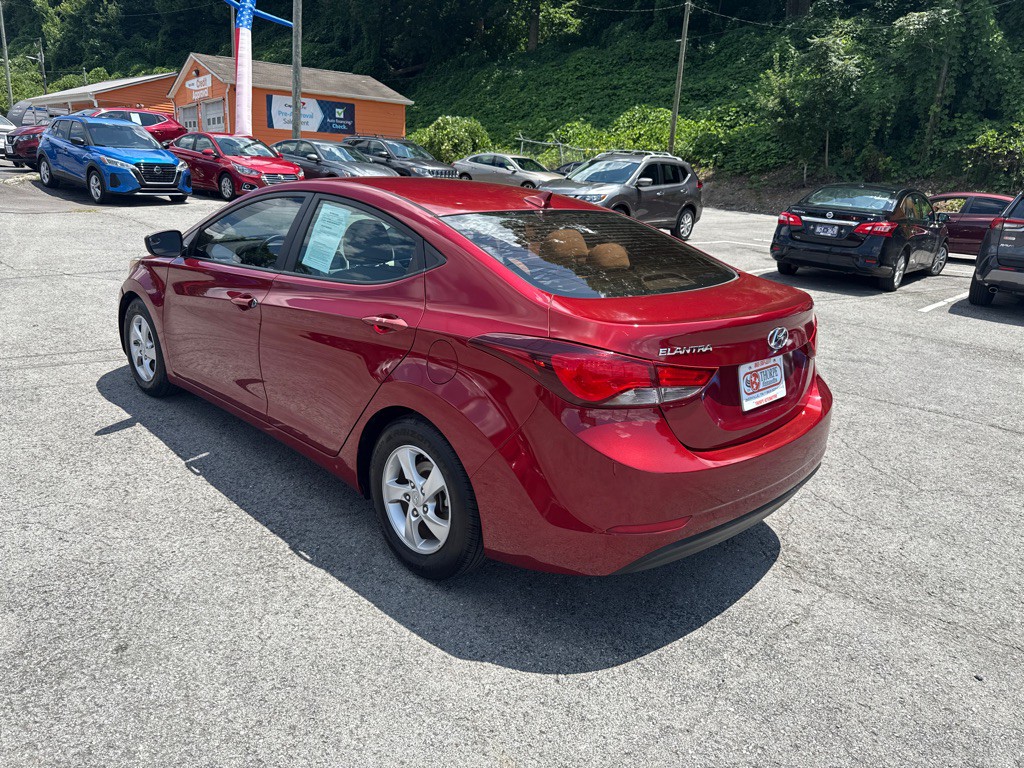 2015 Hyundai Elantra Image 5
