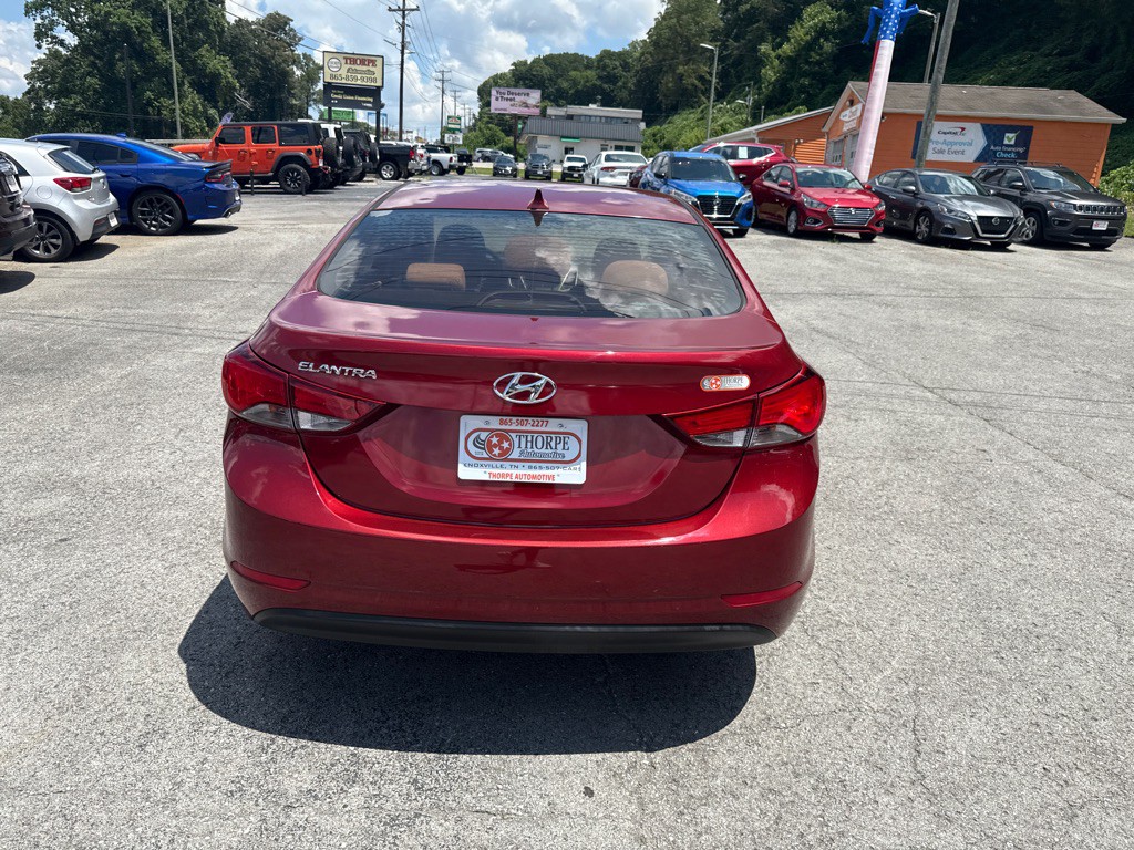 2015 Hyundai Elantra Image 6
