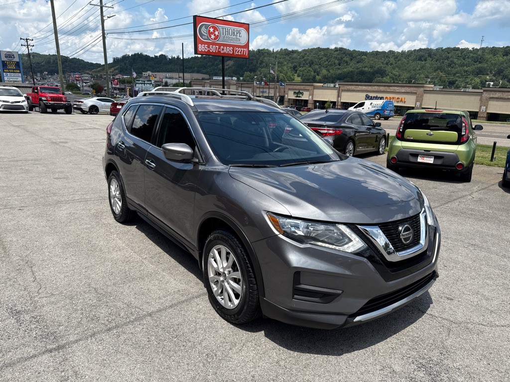 2019 Nissan Rogue Image 1
