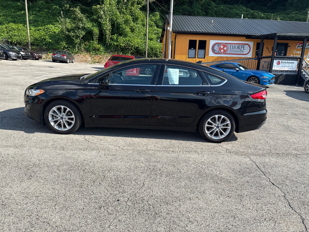 2020 Ford Fusion Image 4