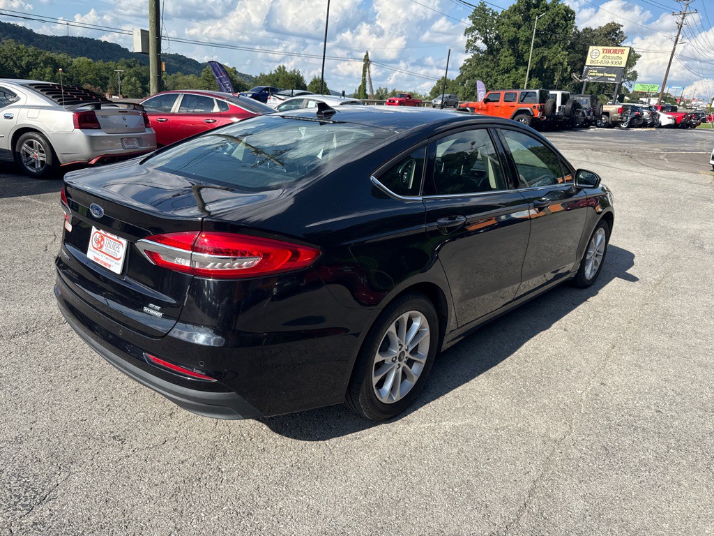 2020 Ford Fusion Image 7