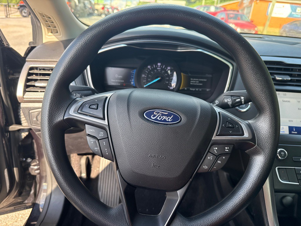 2020 Ford Fusion Image 10