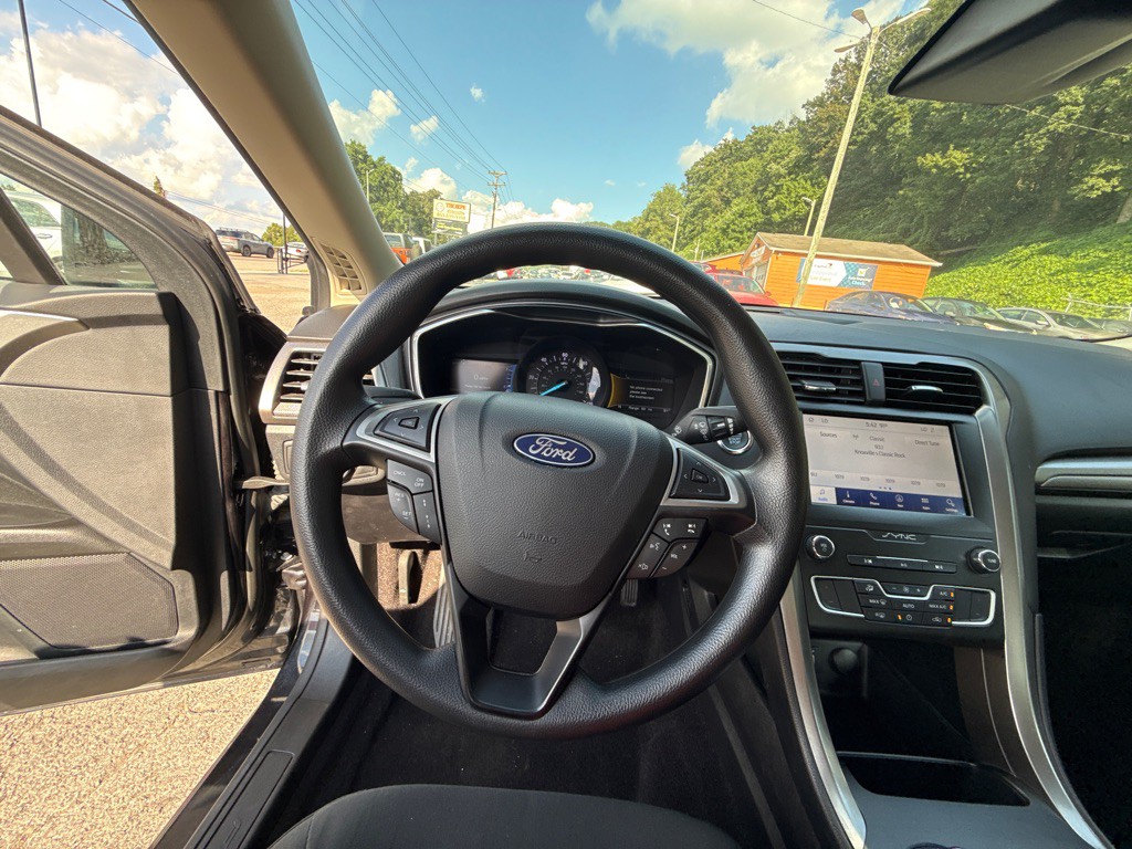 2020 Ford Fusion Image 14