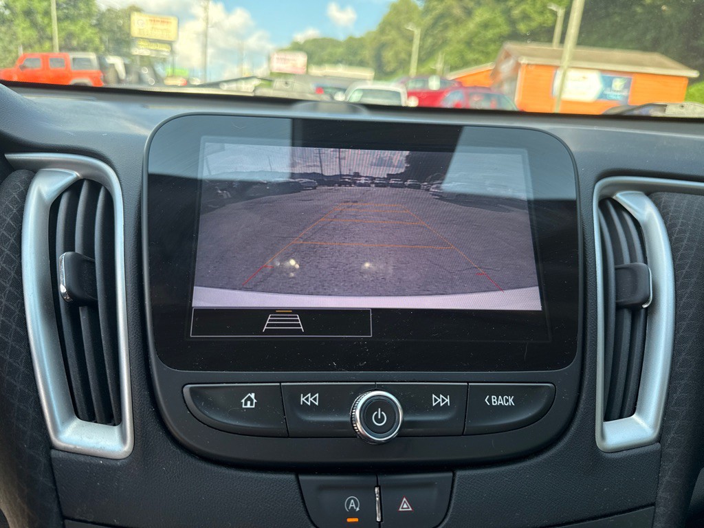 2022 Chevrolet Malibu Image 13