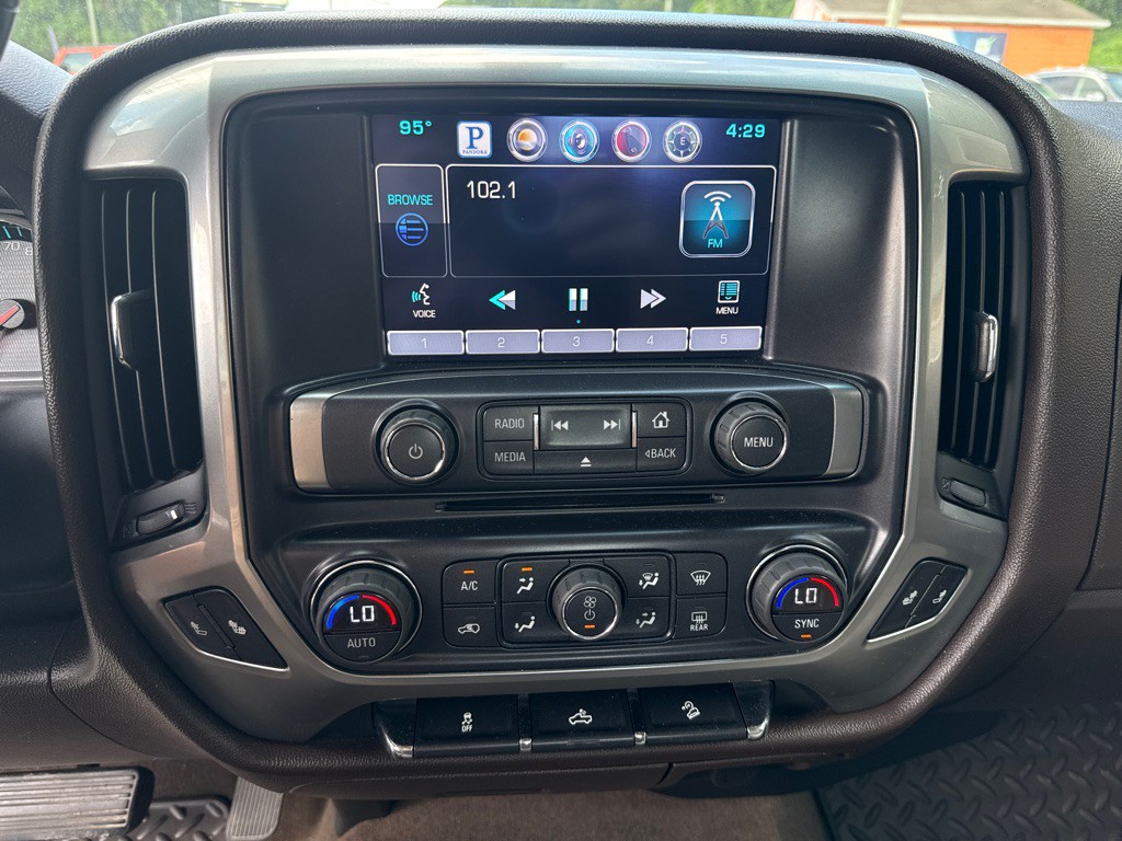 2015 Chevrolet Silverado 1500 Image 12