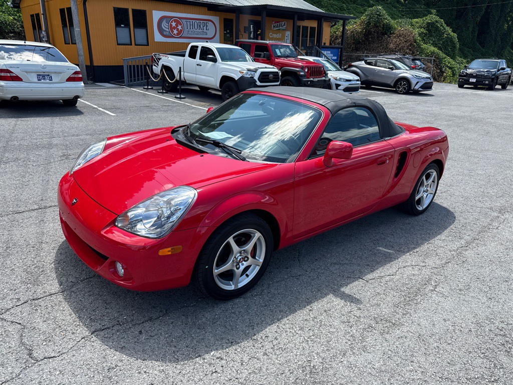 2004 Toyota MR2 Image 3