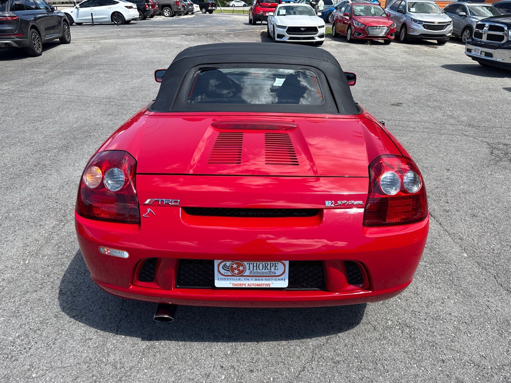 2004 Toyota MR2 Image 6