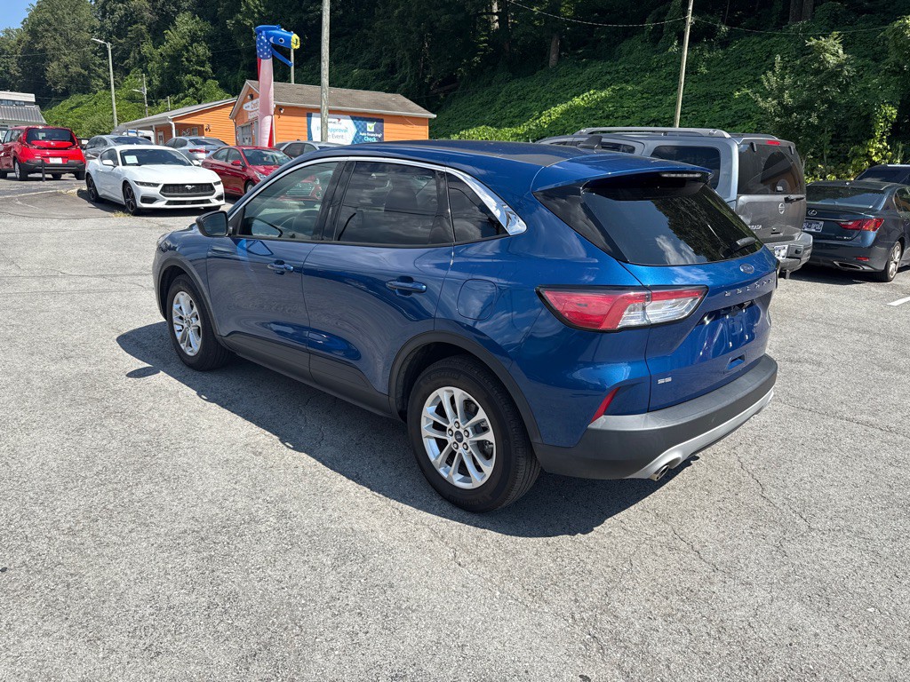 2022 Ford Escape Image 5