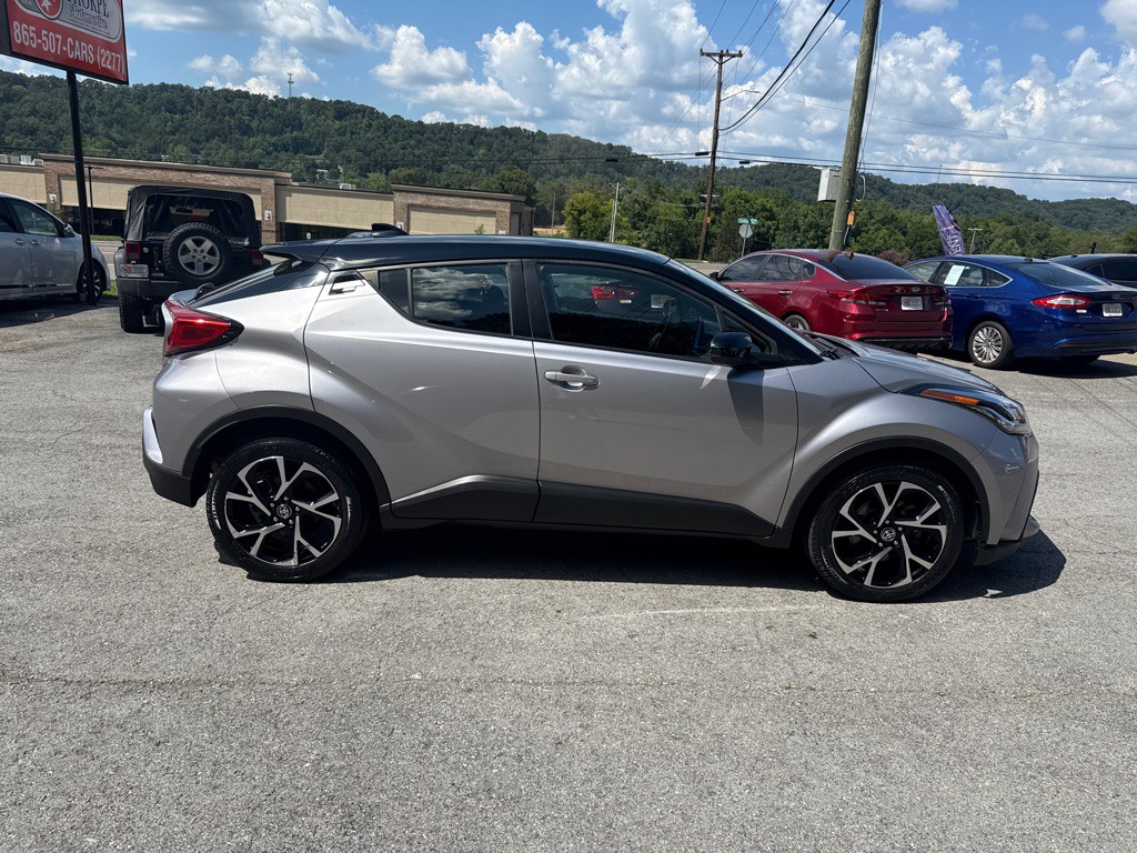 2020 Toyota C-HR Image 8