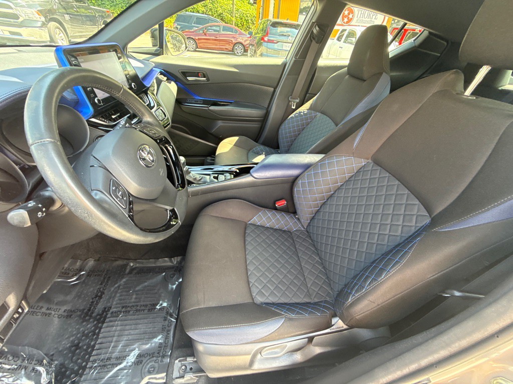 2020 Toyota C-HR Image 16