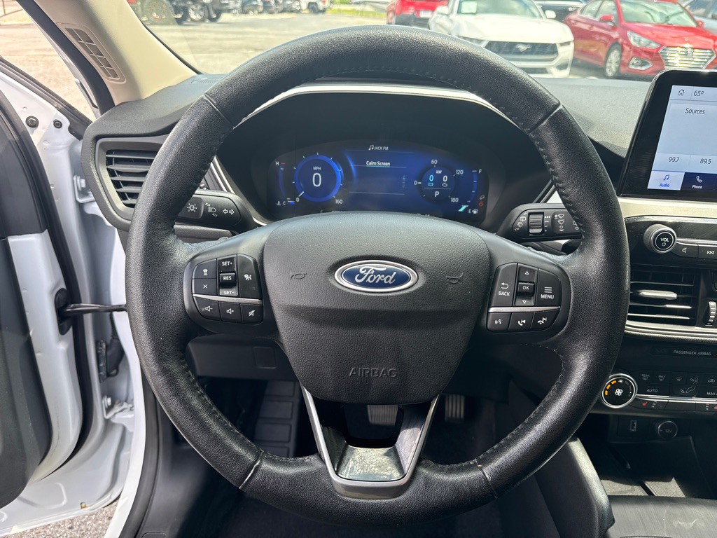 2020 Ford Escape Image 10