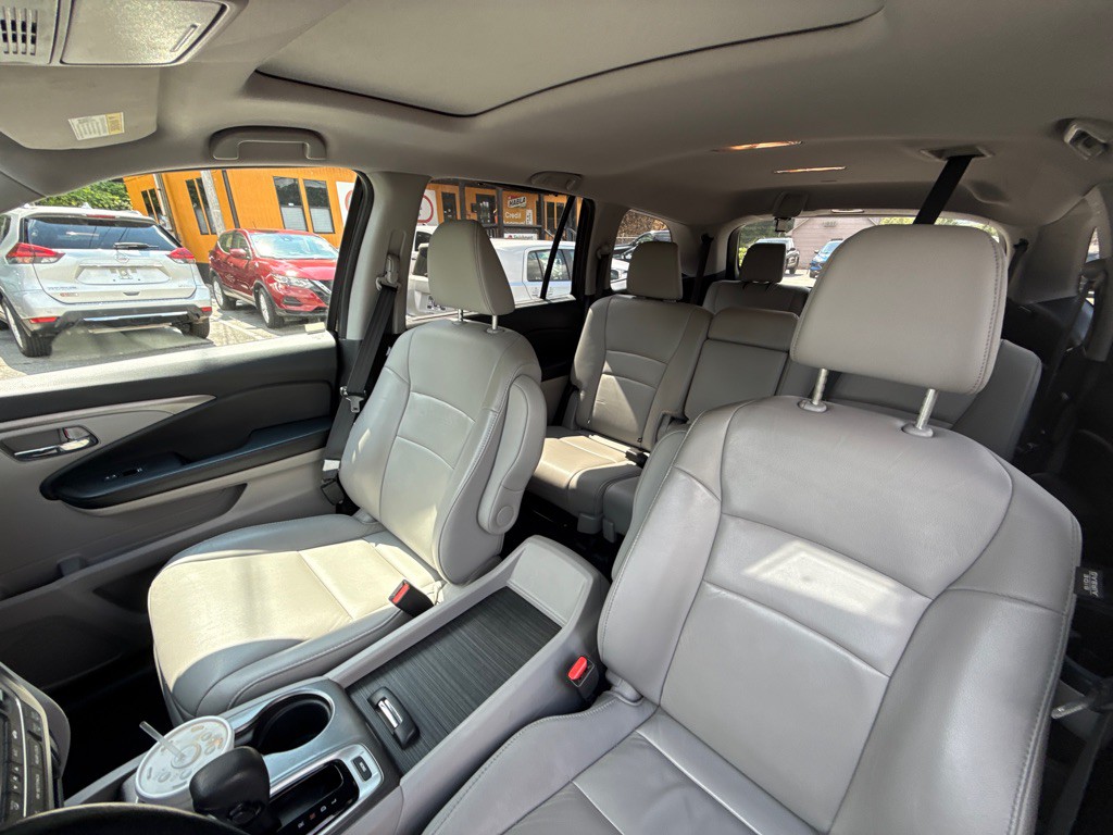 2019 Honda Pilot Image 16