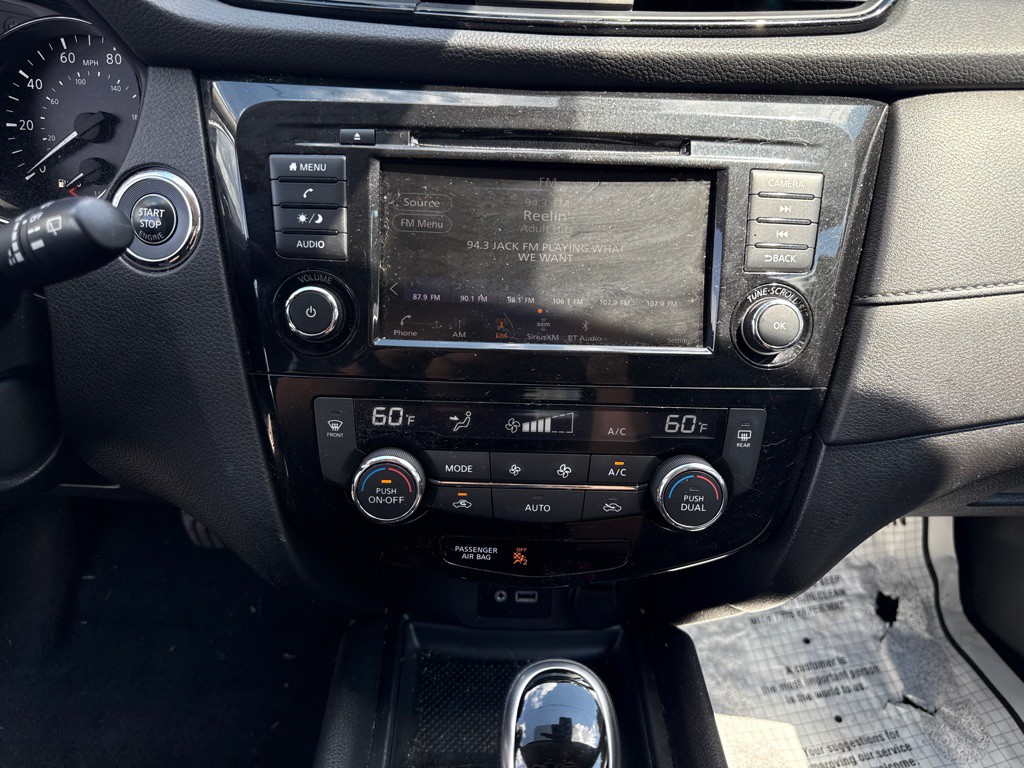 2020 Nissan Rogue Image 12