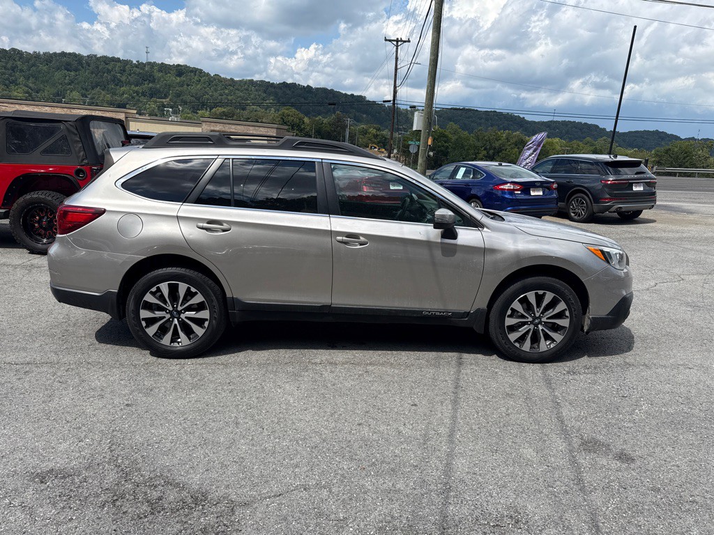 2016 Subaru Outback Image 8