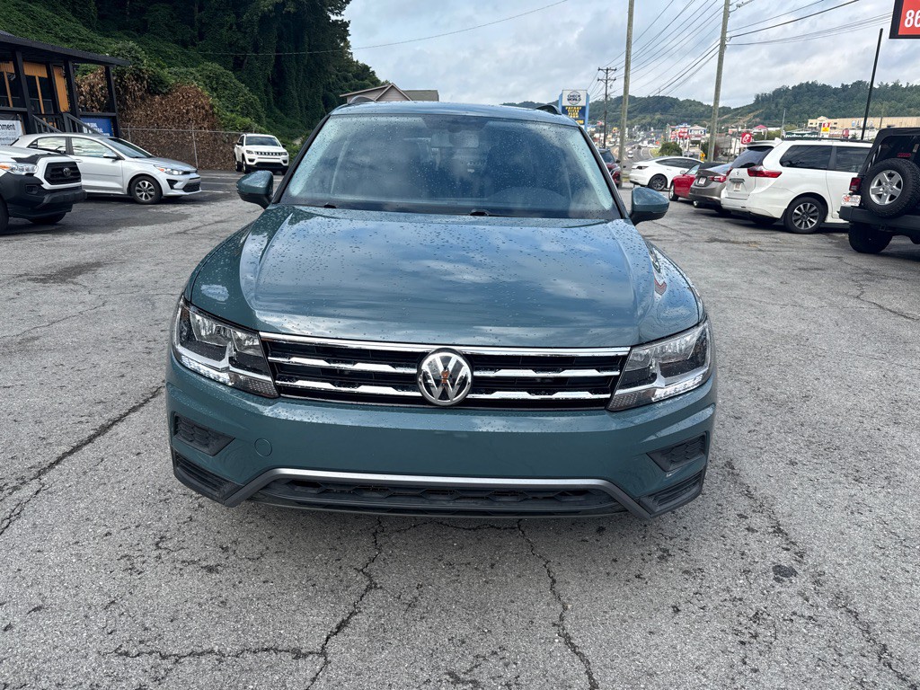 2022 Volkswagen Taos Image 2