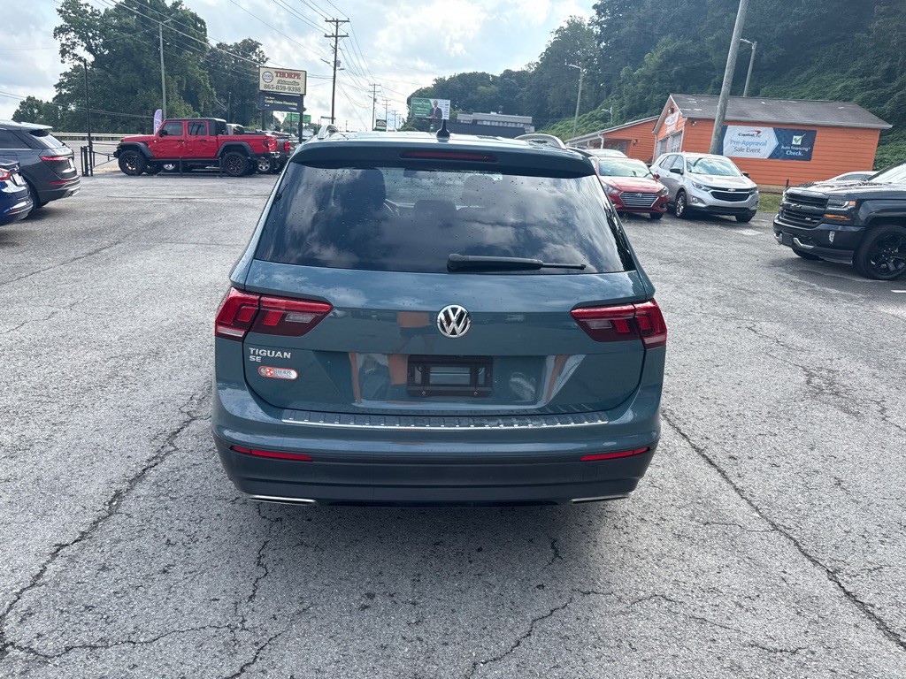 2022 Volkswagen Taos Image 6