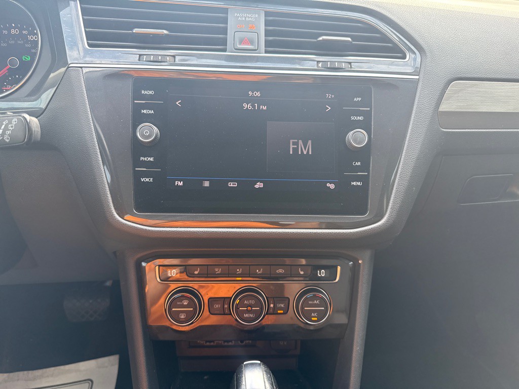 2022 Volkswagen Taos Image 12