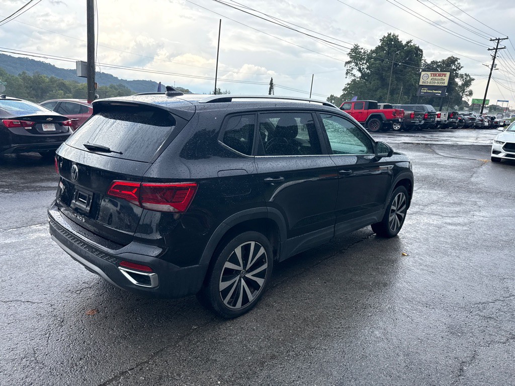 2022 Volkswagen Taos Image 7