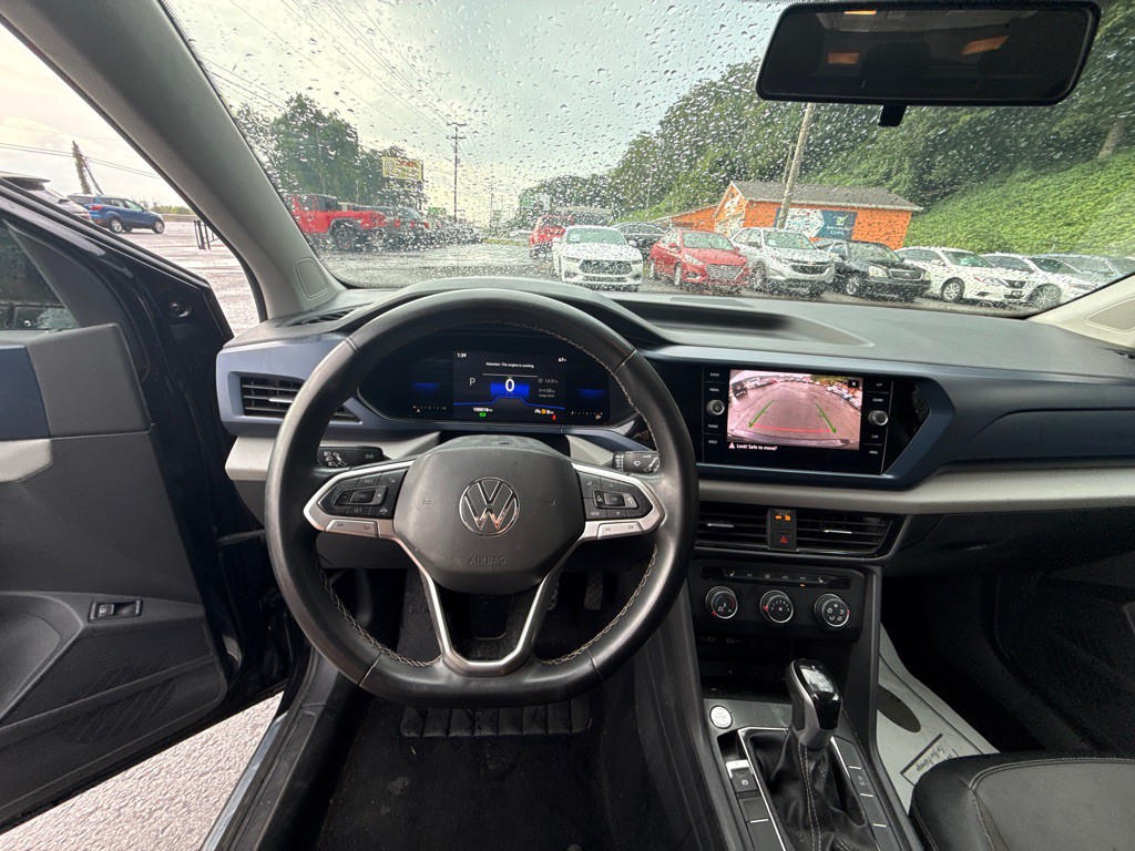 2022 Volkswagen Taos Image 14