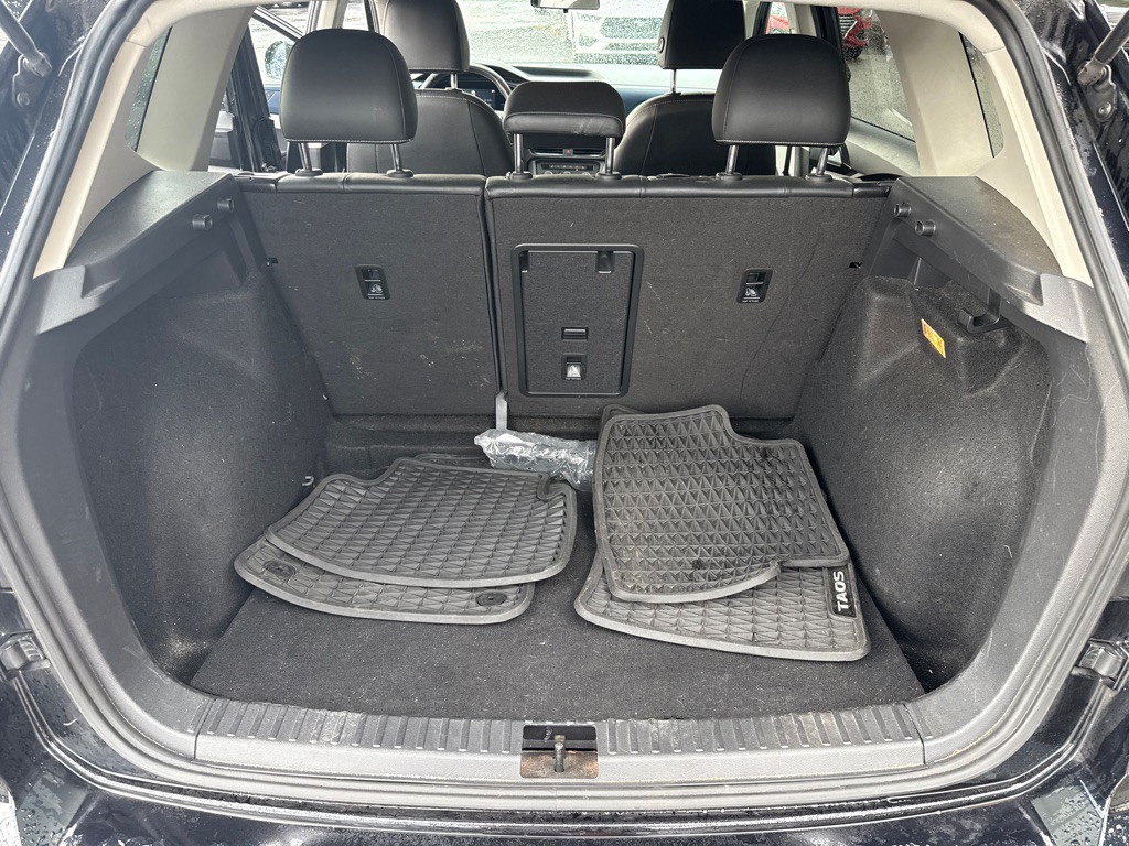 2022 Volkswagen Taos Image 17