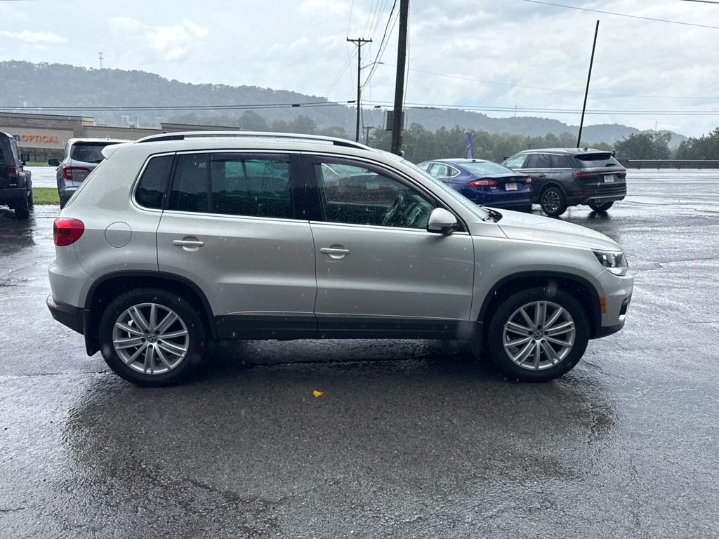 2015 Volkswagen Tiguan Image 8