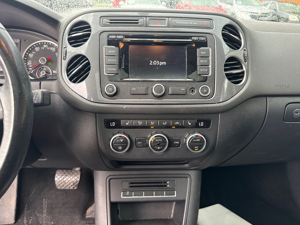 2015 Volkswagen Tiguan Image 12