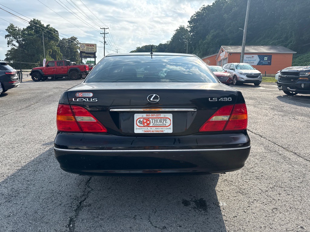 2001 Lexus LS Image 6