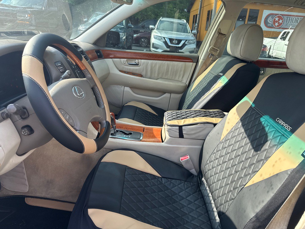 2001 Lexus LS Image 14