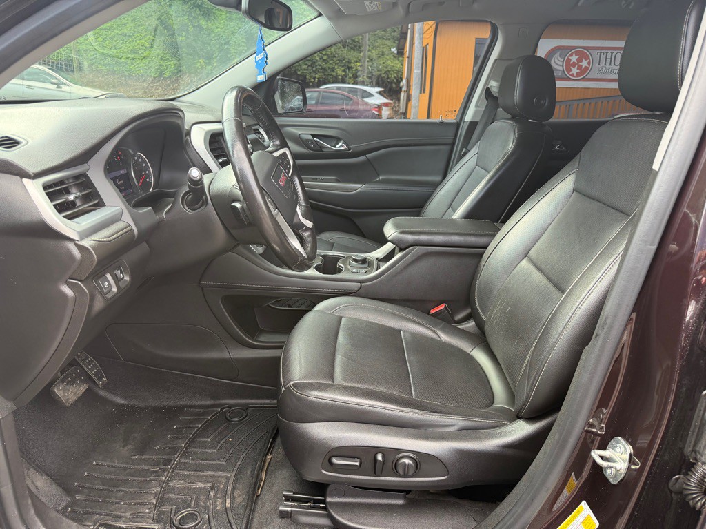 2020 GMC Acadia Image 10