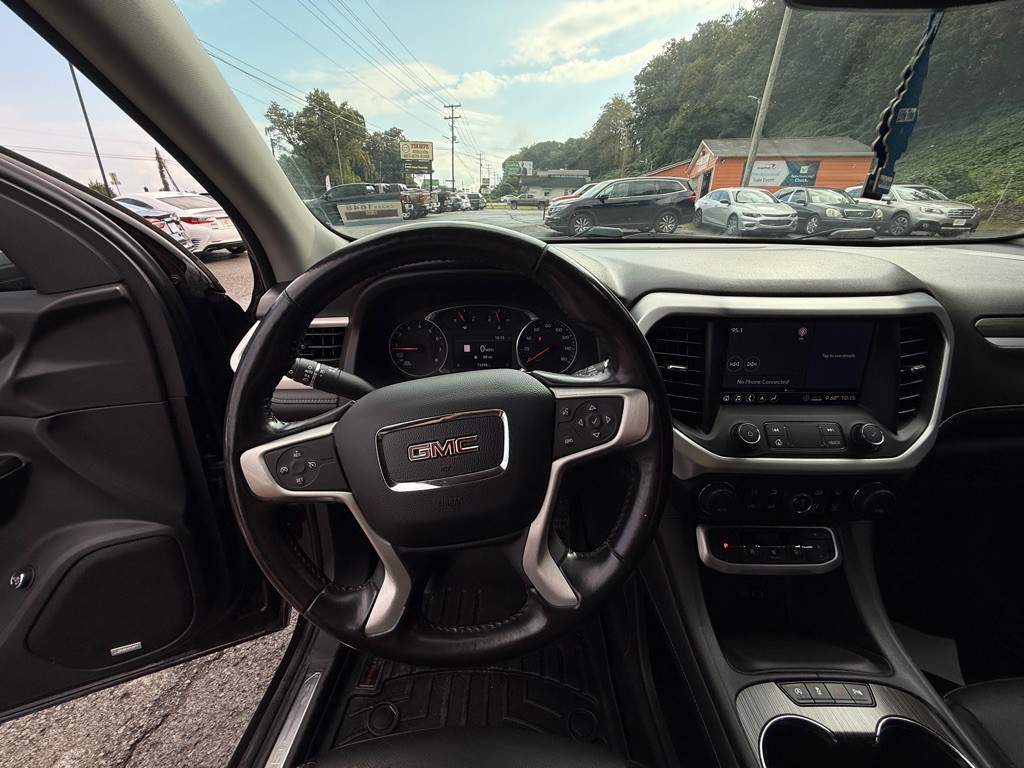 2020 GMC Acadia Image 14