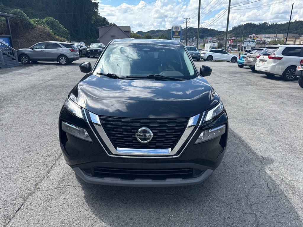 2021 Nissan Rogue Image 2