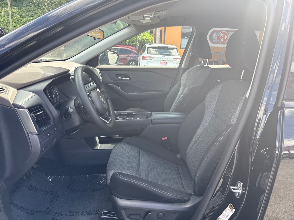 2021 Nissan Rogue Image 10