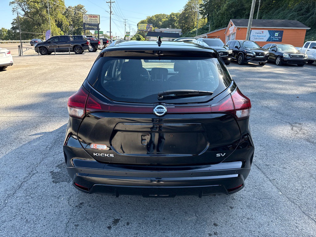 2021 Nissan Kicks Image 6