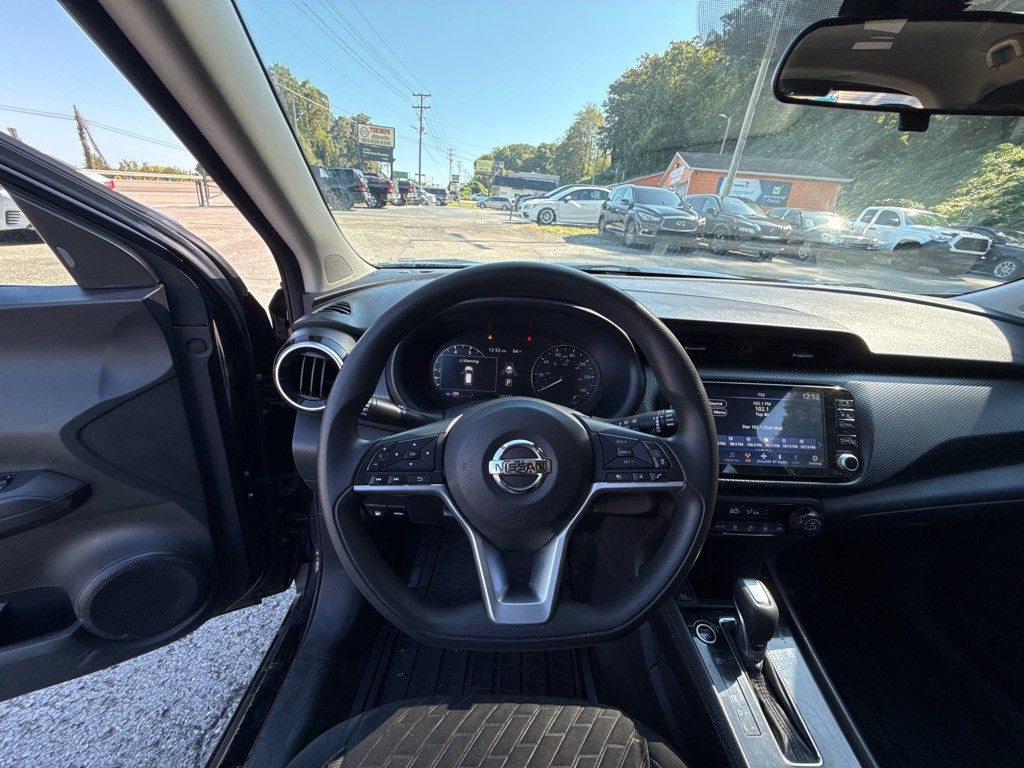 2021 Nissan Kicks Image 15