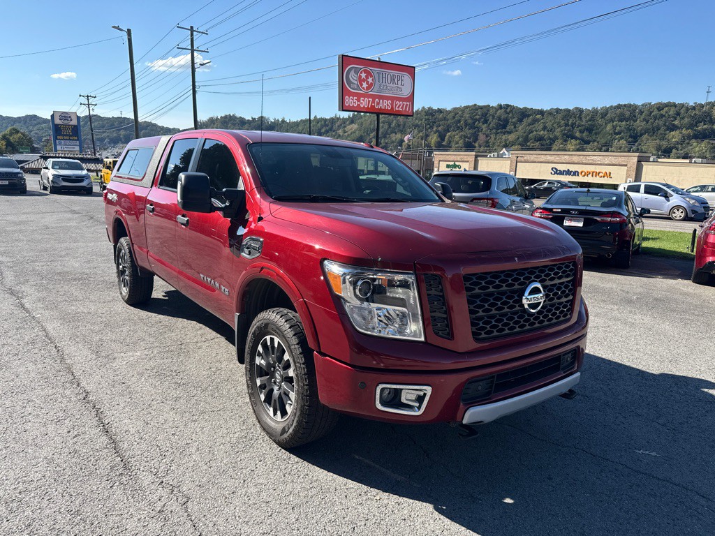 2019 Nissan Titan Image 1