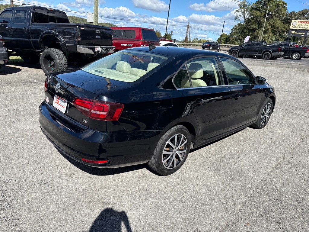 2017 Volkswagen Jetta Image 7
