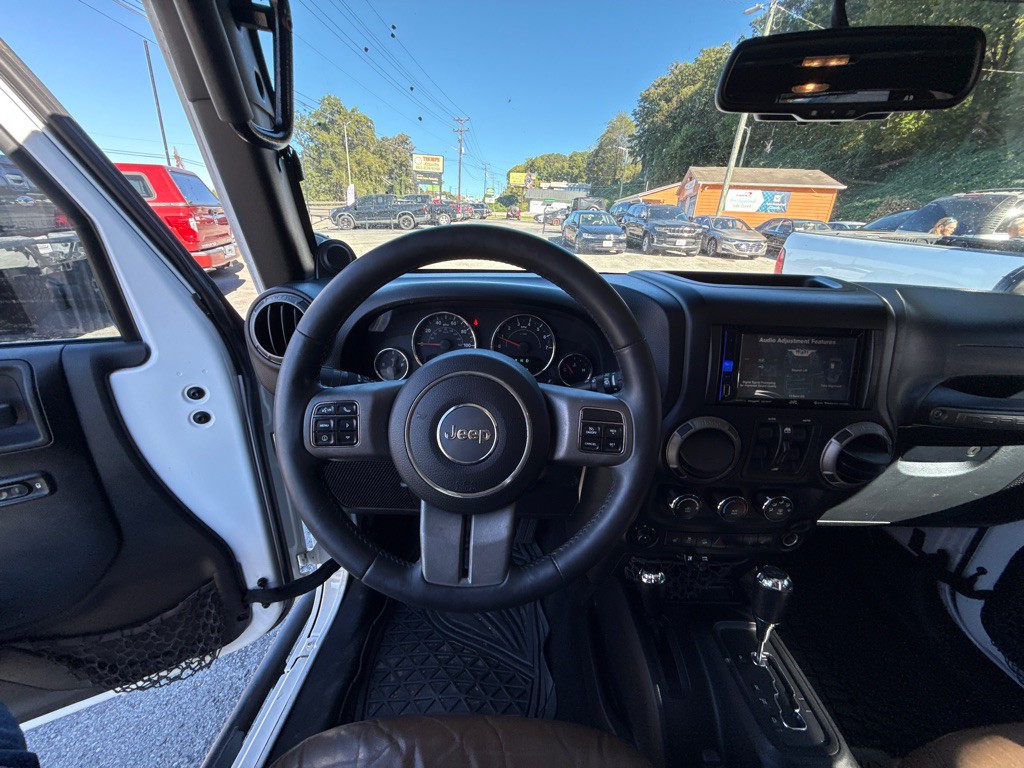 2013 Jeep Wrangler Unlimited Image 14