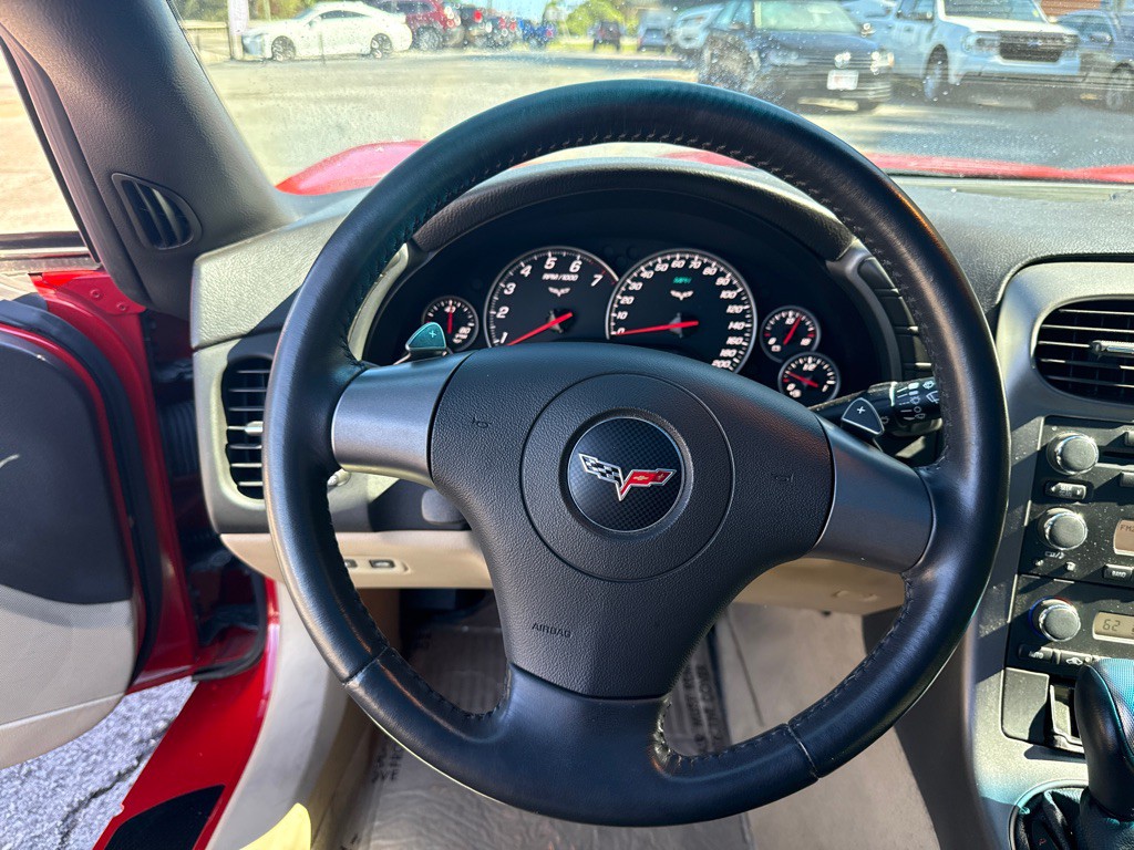 2006 Chevrolet Corvette Image 11