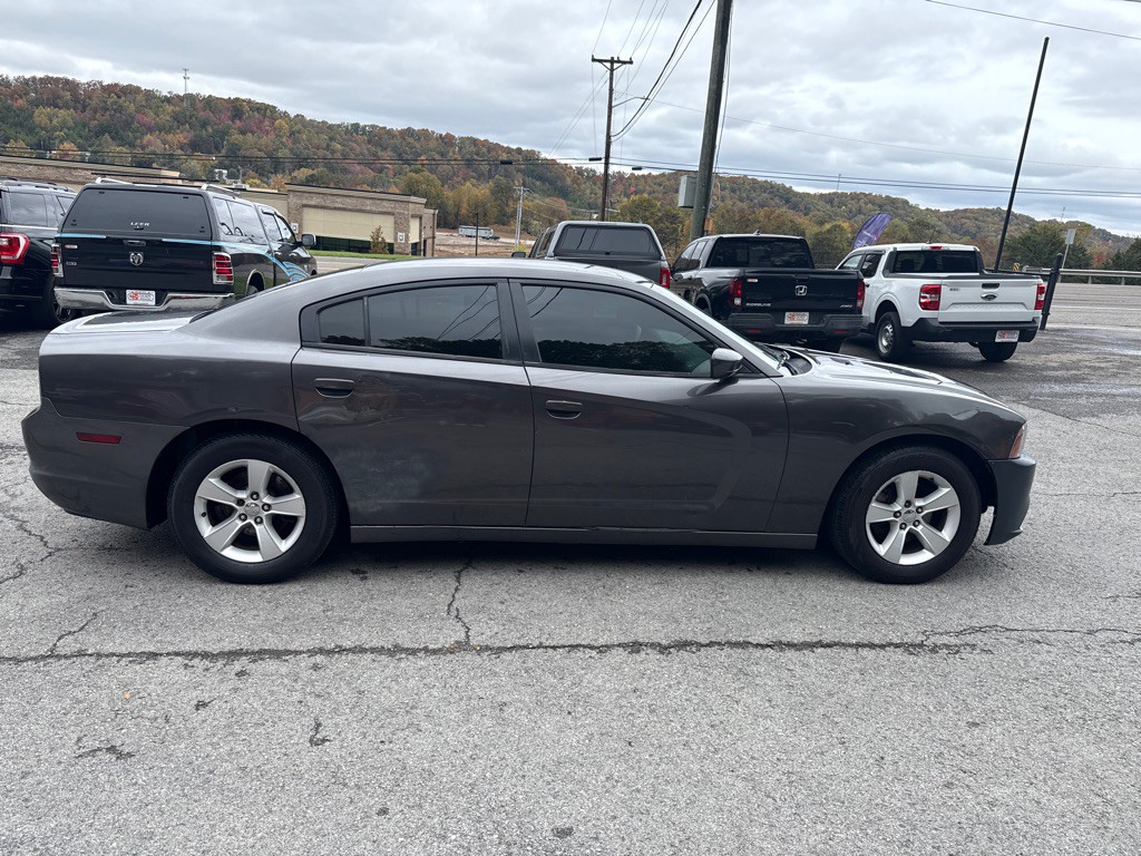 2014 Dodge Charger Image 8