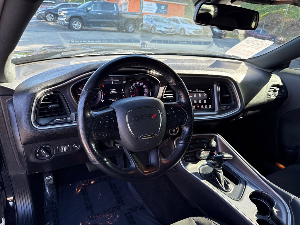 2021 Dodge Challenger Image 10