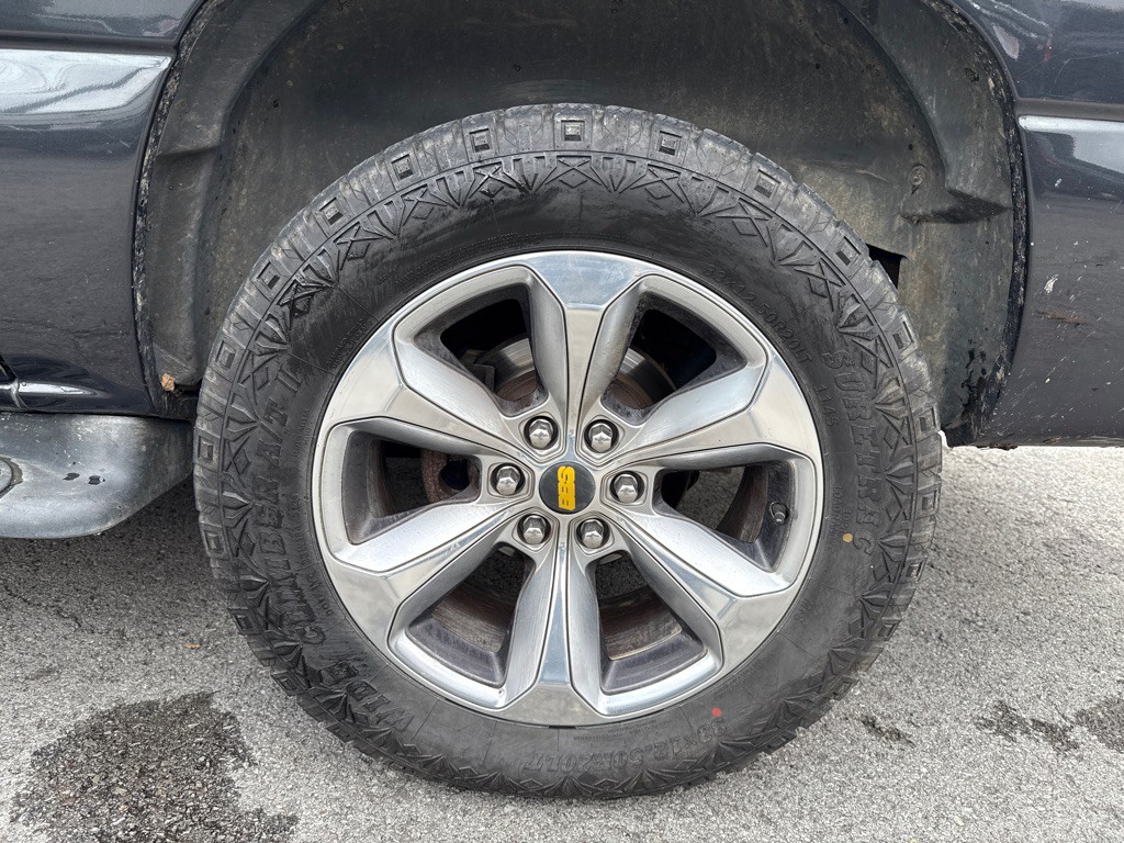 2005 GMC Yukon Image 19