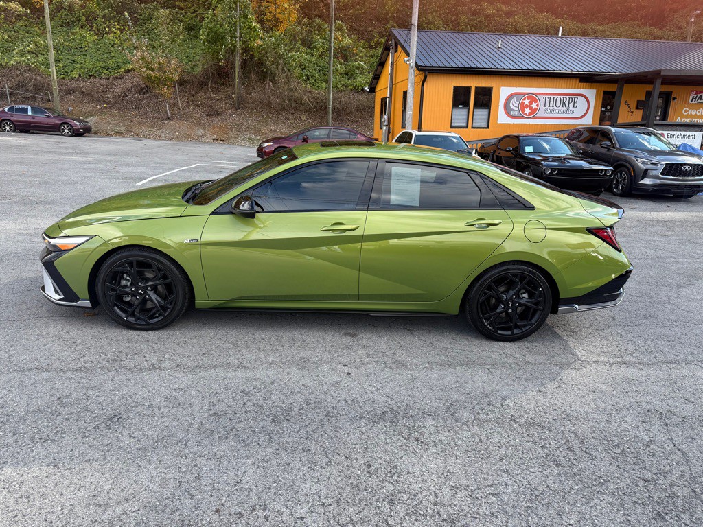 2024 Hyundai Elantra Image 4