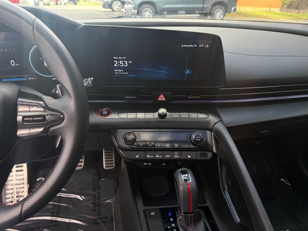 2024 Hyundai Elantra Image 13