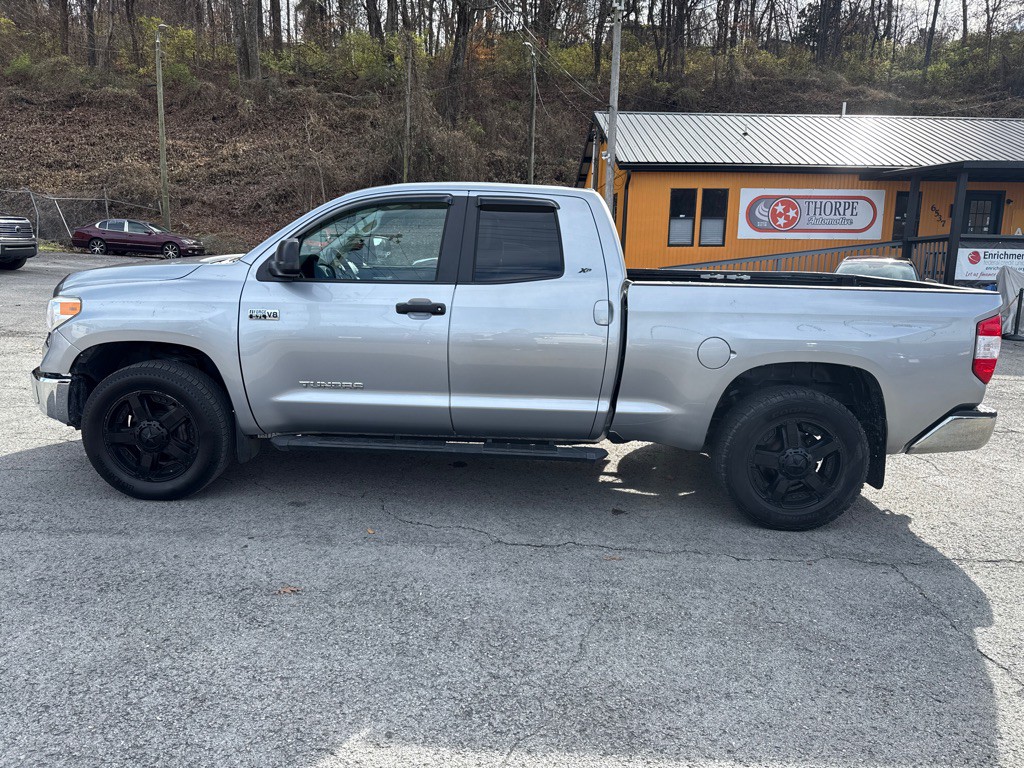 2017 Toyota Tundra Image 4