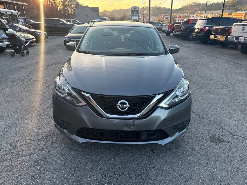 2019 Nissan Sentra Image 2