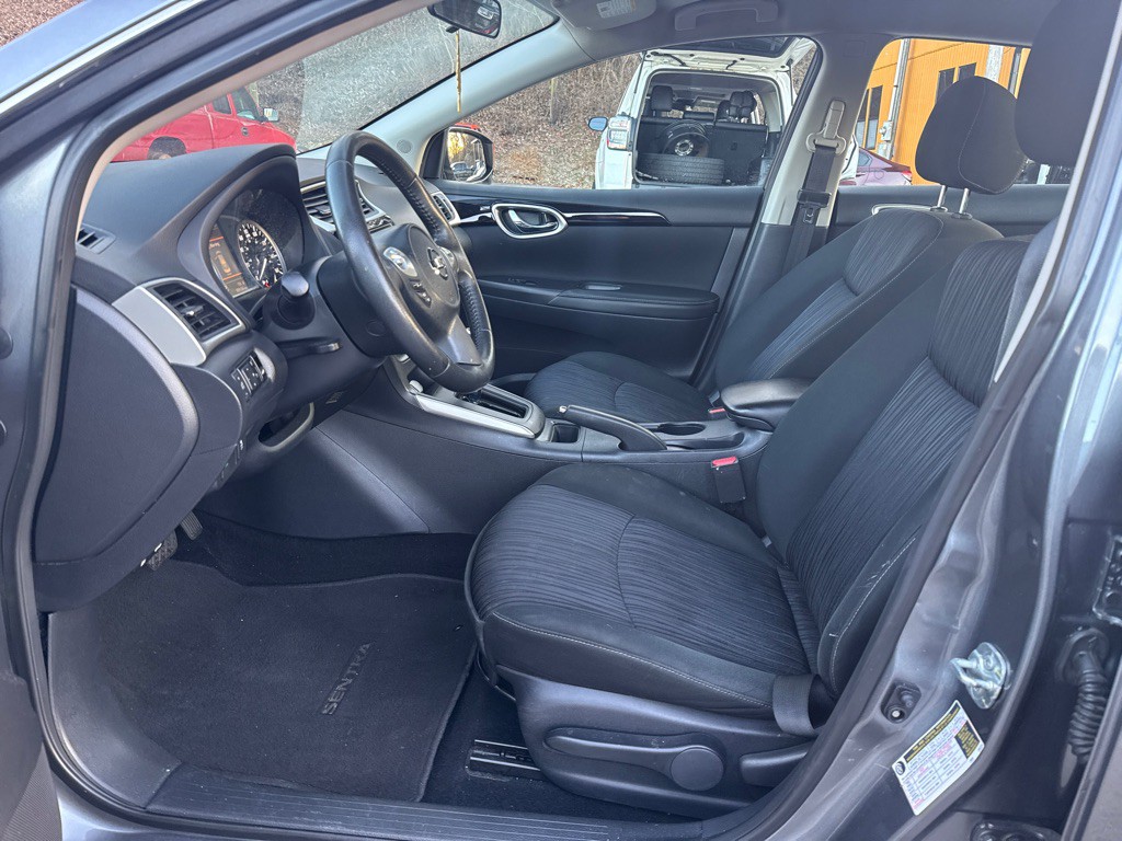 2019 Nissan Sentra Image 9