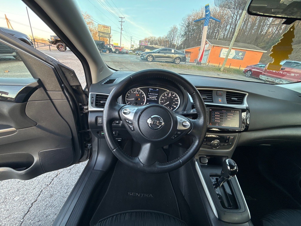 2019 Nissan Sentra Image 15