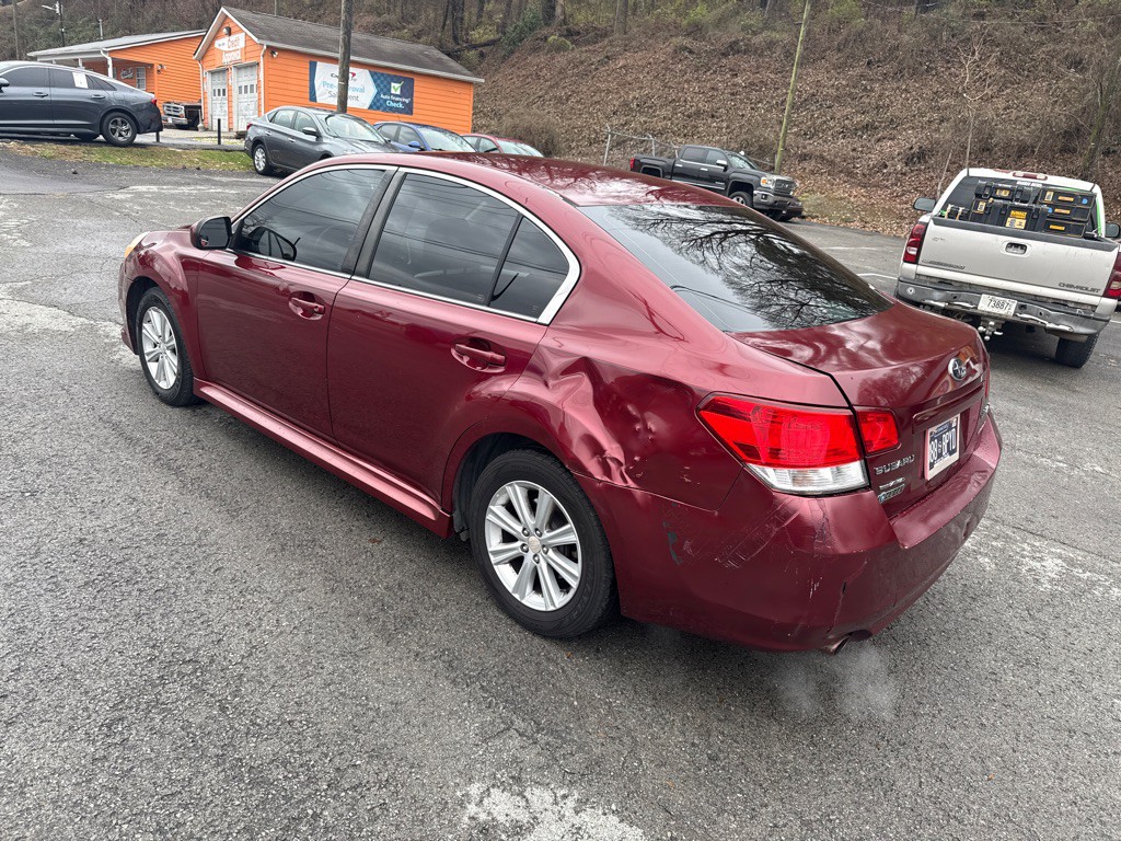 2011 Subaru Legacy Image 5