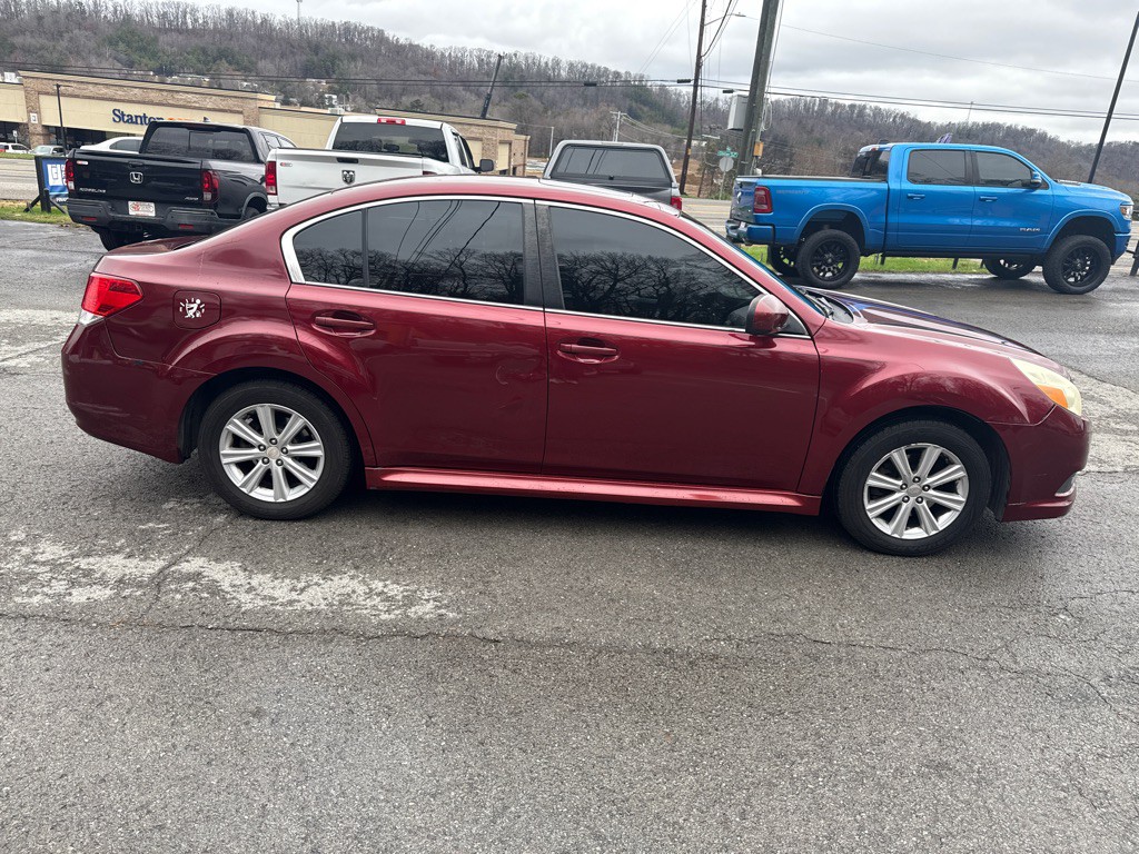 2011 Subaru Legacy Image 8